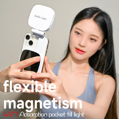Lampe selfie LED magnétique avec rotation 360°, lumière douce et fixation stable. Idéale pour selfies, vidéos, TikTok et appels vidéo.
